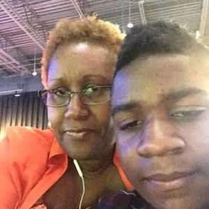 Meet your Posher, Evalyn